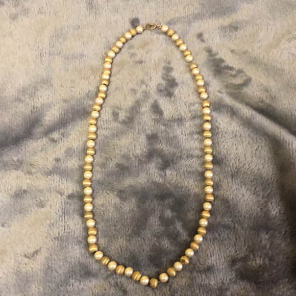 Pearl & Gold Necklace 11” Long - Picture 2 of 3